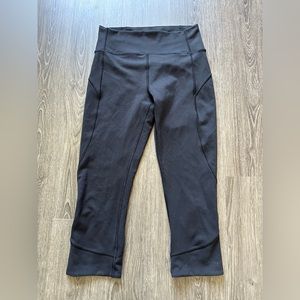 Lululemon capris